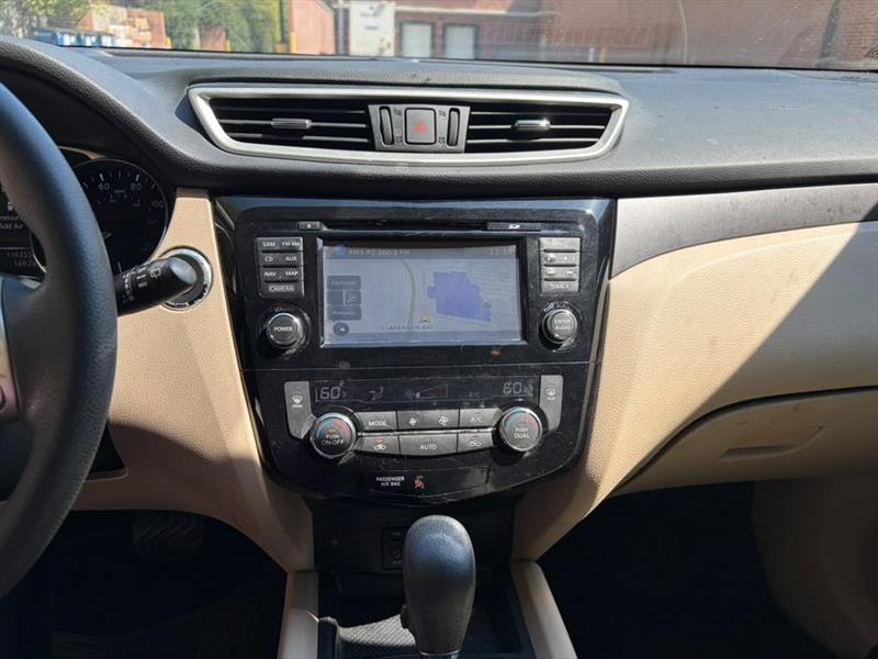 Nissan Rogue  2016