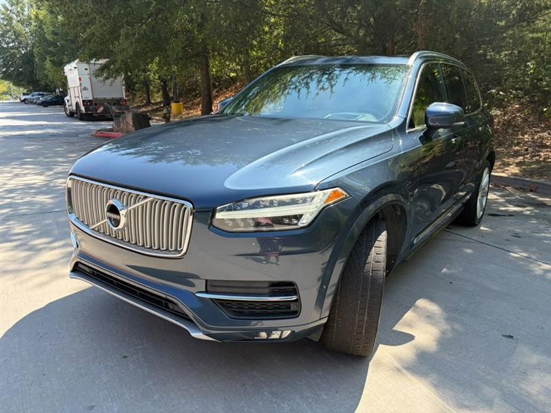 Volvo XC90  2018