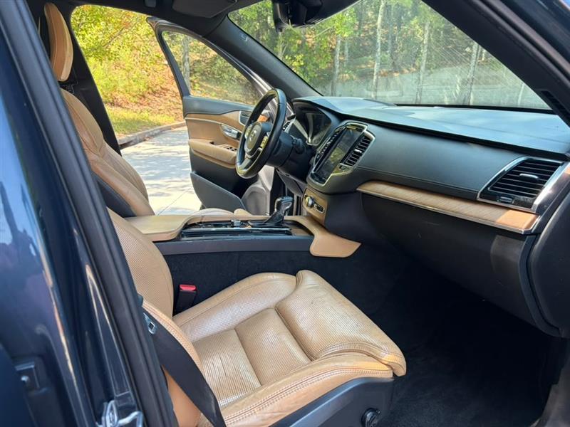 Volvo XC90  2018