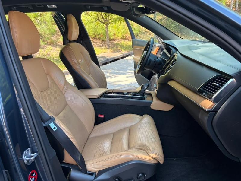 Volvo XC90  2018