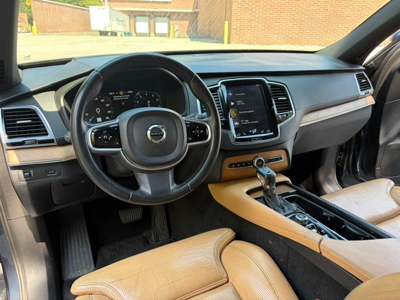 Volvo XC90  2018