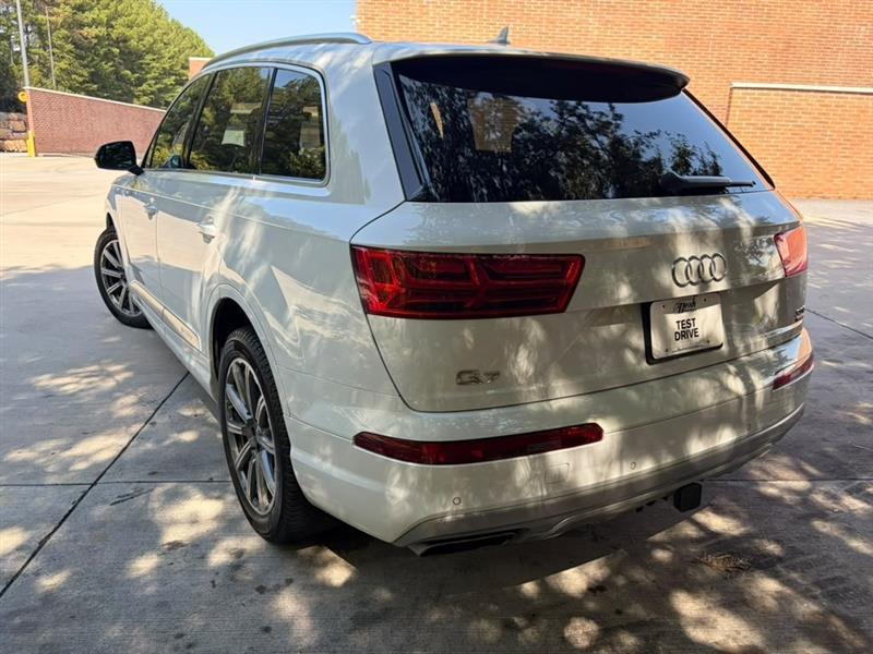 Audi Q7  2018