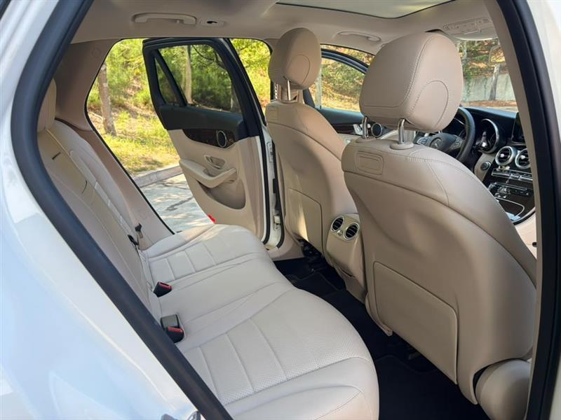 Mercedes-Benz GLC-Class  2019