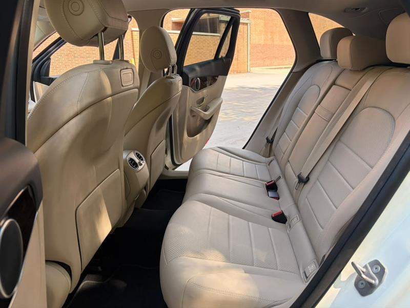 Mercedes-Benz GLC-Class  2019