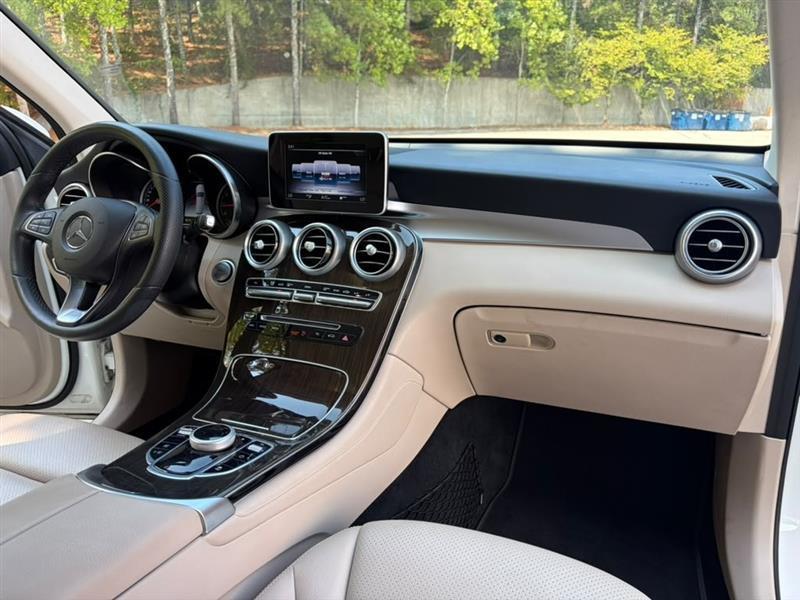 Mercedes-Benz GLC-Class  2019