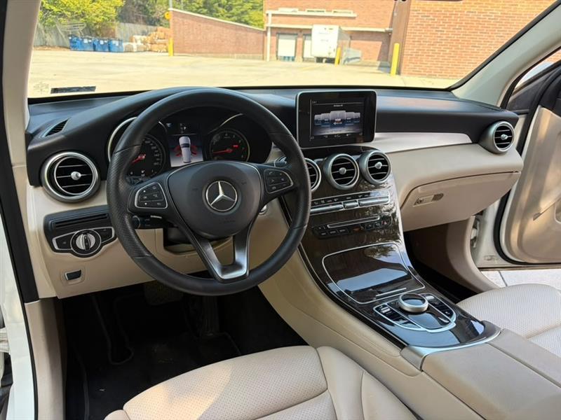 Mercedes-Benz GLC-Class  2019