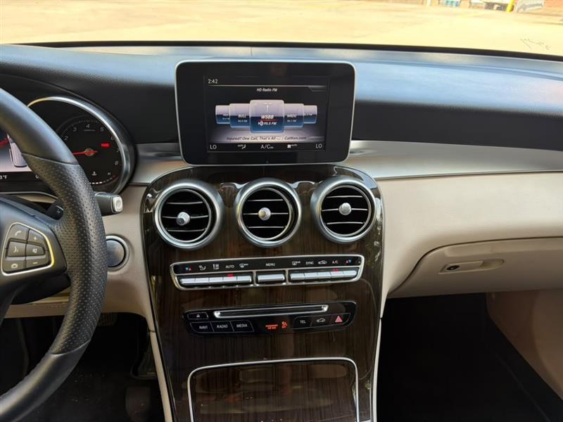 Mercedes-Benz GLC-Class  2019