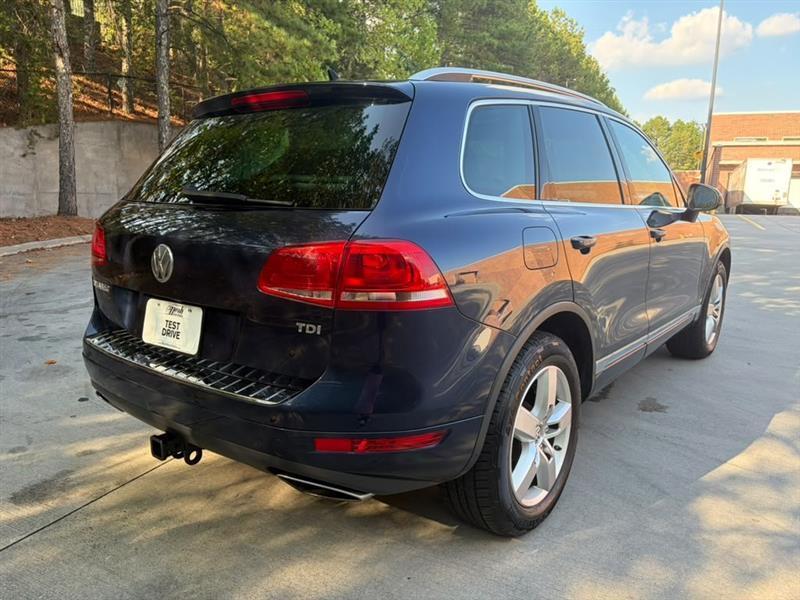 Volkswagen Touareg  2012