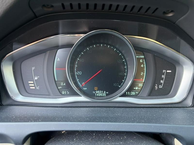 Volvo S60 photo 19