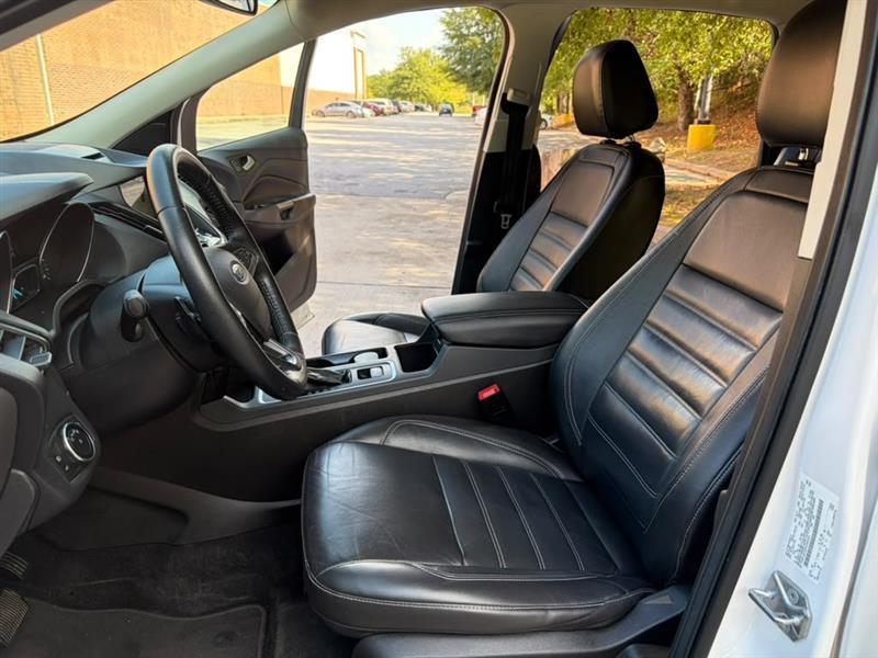 Ford Escape  2017