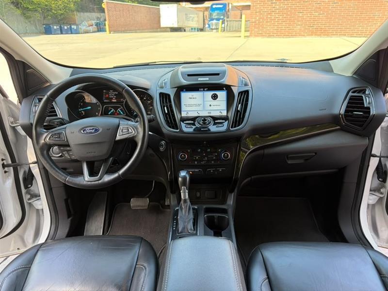 Ford Escape  2017