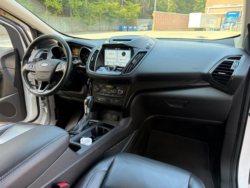 Ford Escape  2017