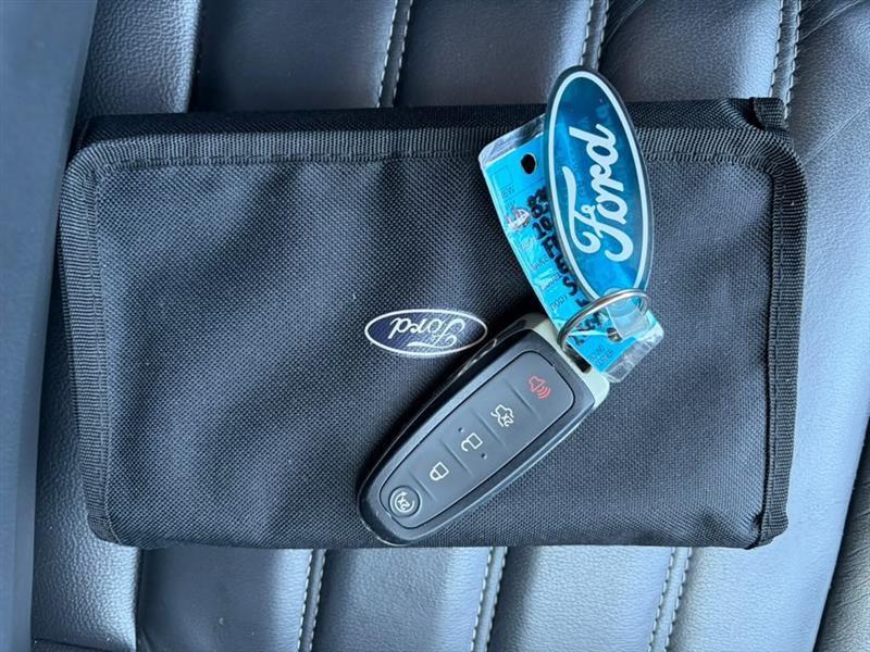 Ford Escape  2017