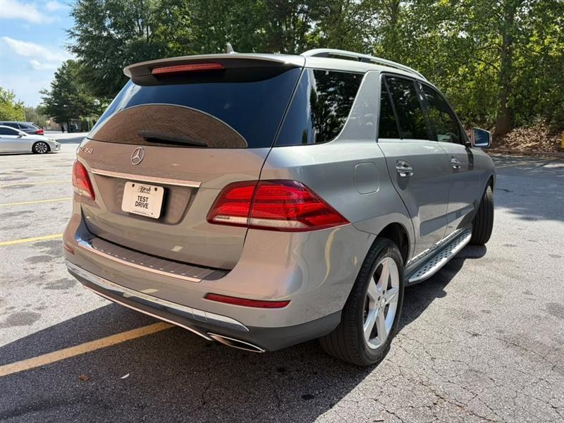 Mercedes-Benz GLE-Class  2016