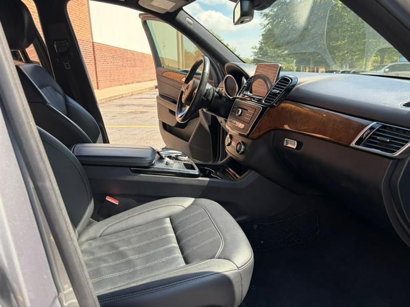 Mercedes-Benz GLE-Class  2016