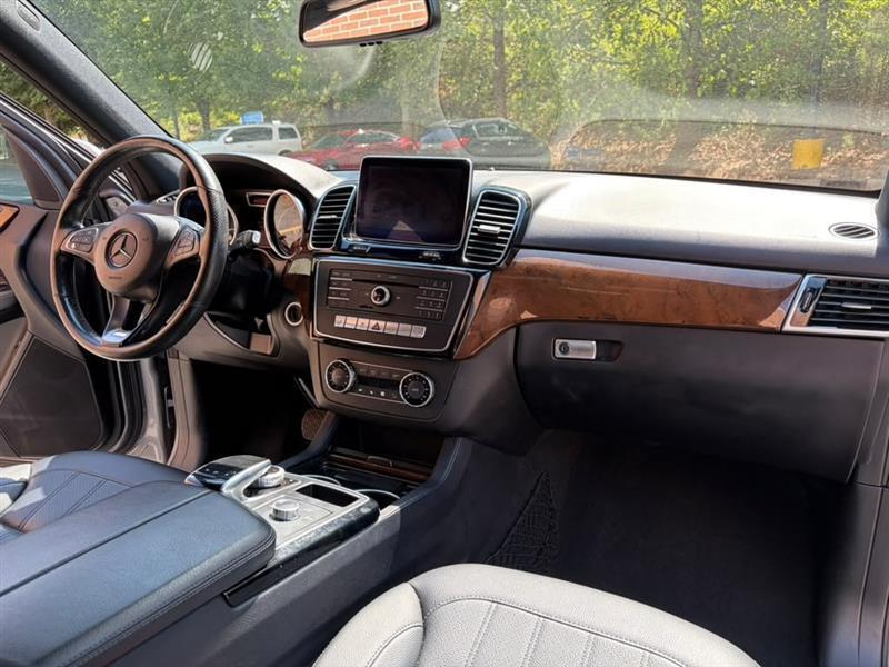 Mercedes-Benz GLE-Class  2016