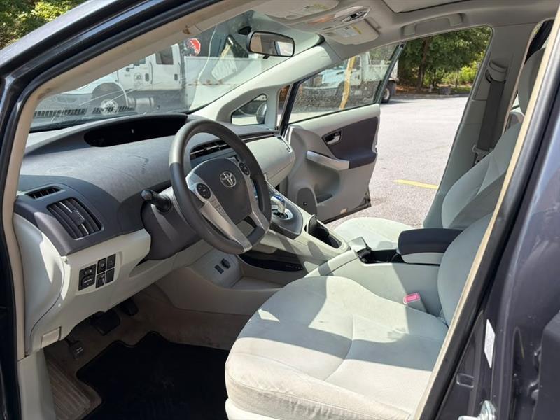 Toyota Prius  2011