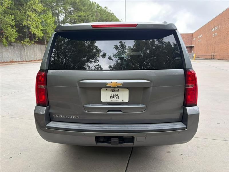 Chevrolet Suburban  2018
