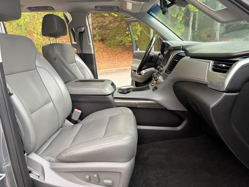 Chevrolet Suburban  2018
