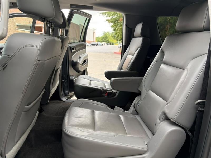 Chevrolet Suburban  2018