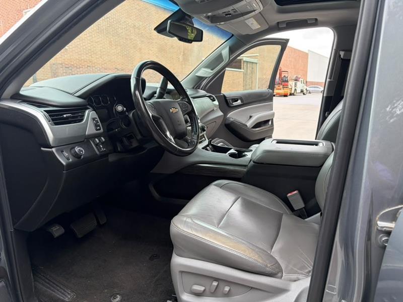 Chevrolet Suburban  2018