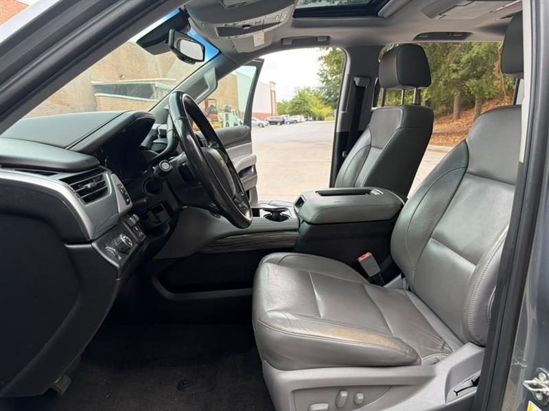 Chevrolet Suburban  2018