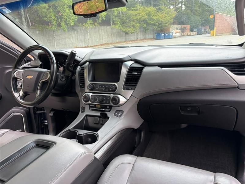 Chevrolet Suburban  2018