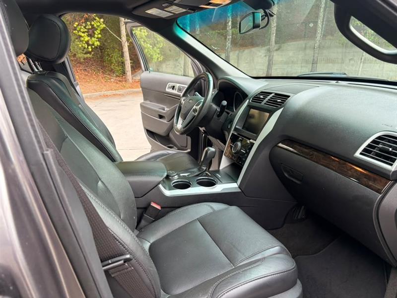 Ford Explorer  2011