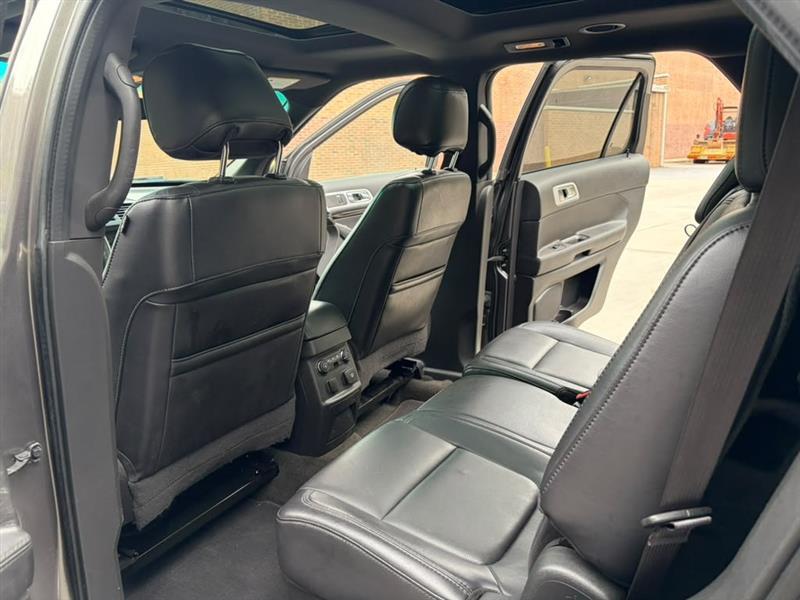 Ford Explorer  2011
