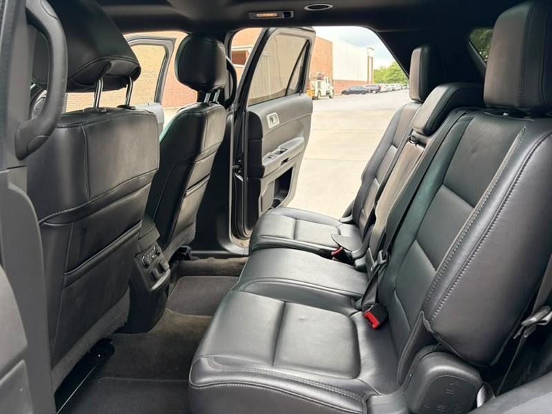 Ford Explorer  2011