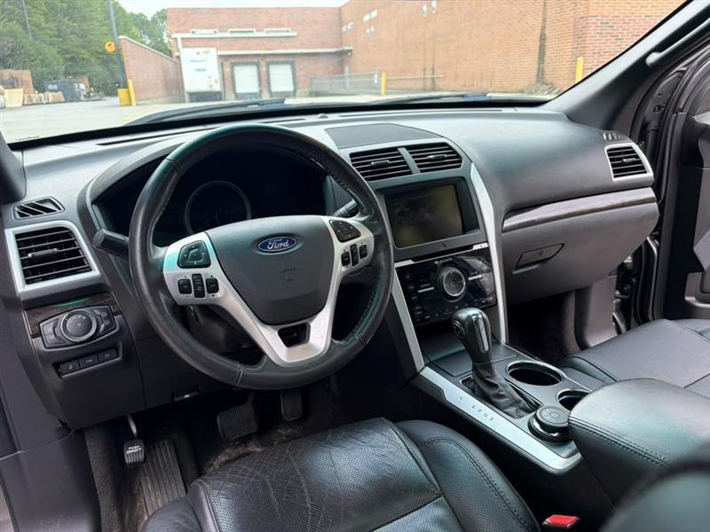Ford Explorer  2011