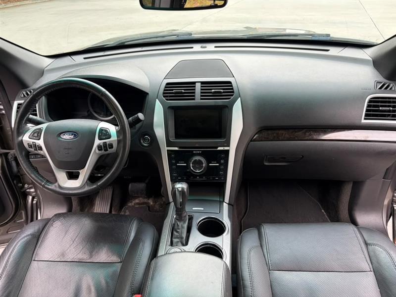 Ford Explorer  2011