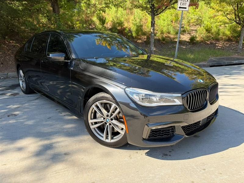 BMW 7-Series  2018