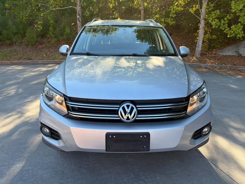 Volkswagen Tiguan  2014