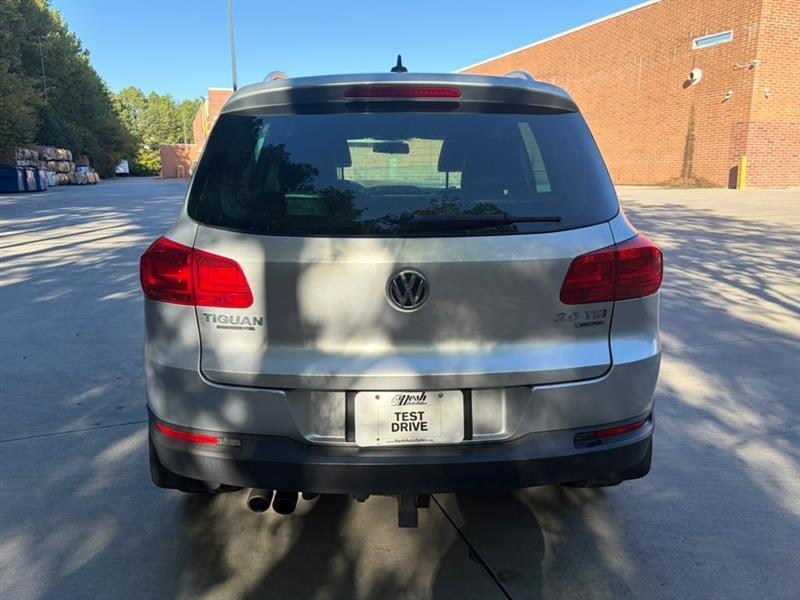 Volkswagen Tiguan  2014