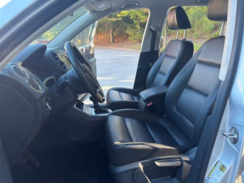 Volkswagen Tiguan  2014