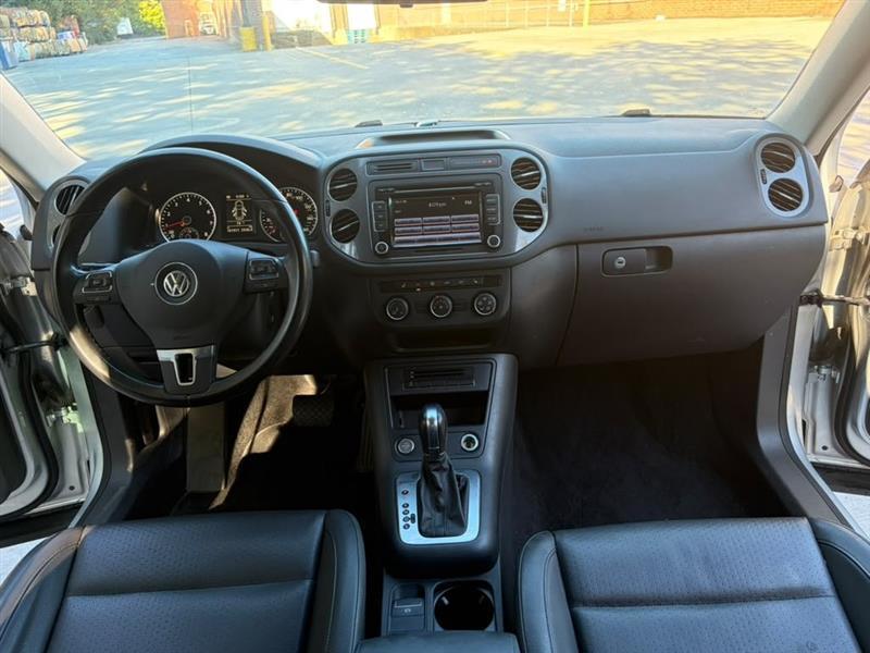 Volkswagen Tiguan  2014