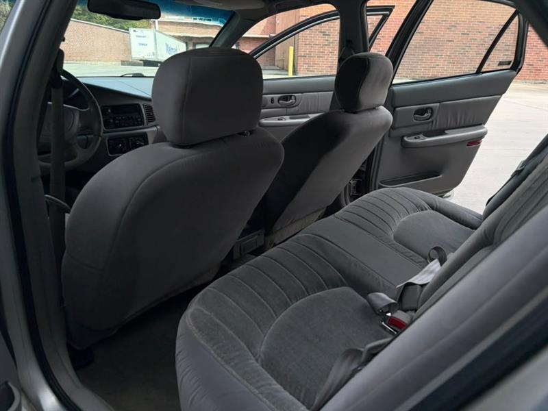 Buick Century  2000