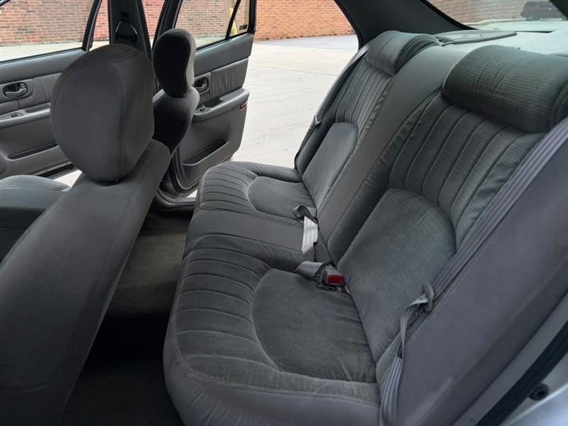 Buick Century  2000