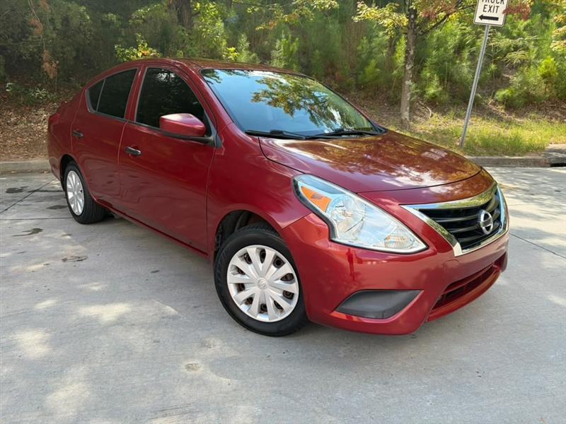 Nissan Versa  2016