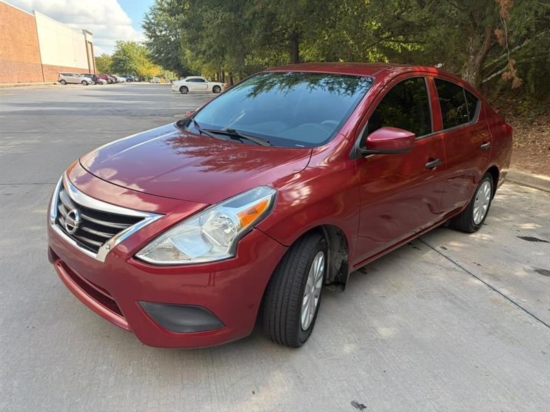 Nissan Versa  2016