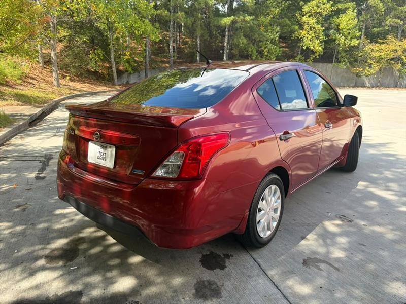 Nissan Versa  2016