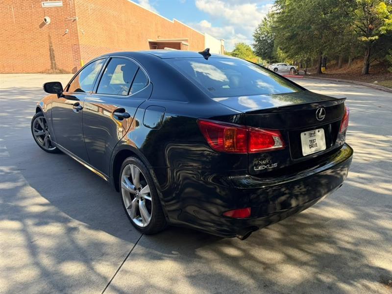 Lexus IS  2010