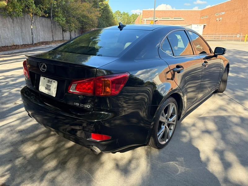 Lexus IS  2010
