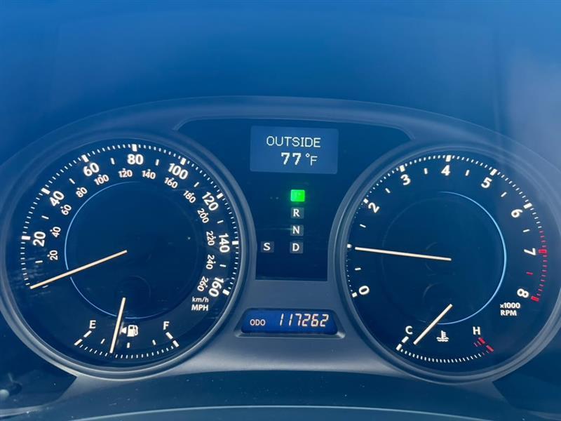 Lexus IS  2010