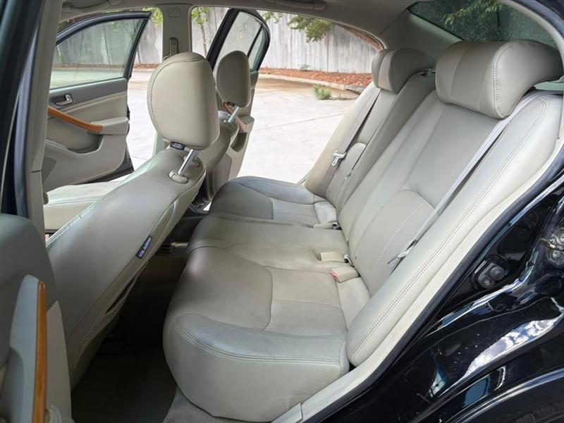 Infiniti G35  2003