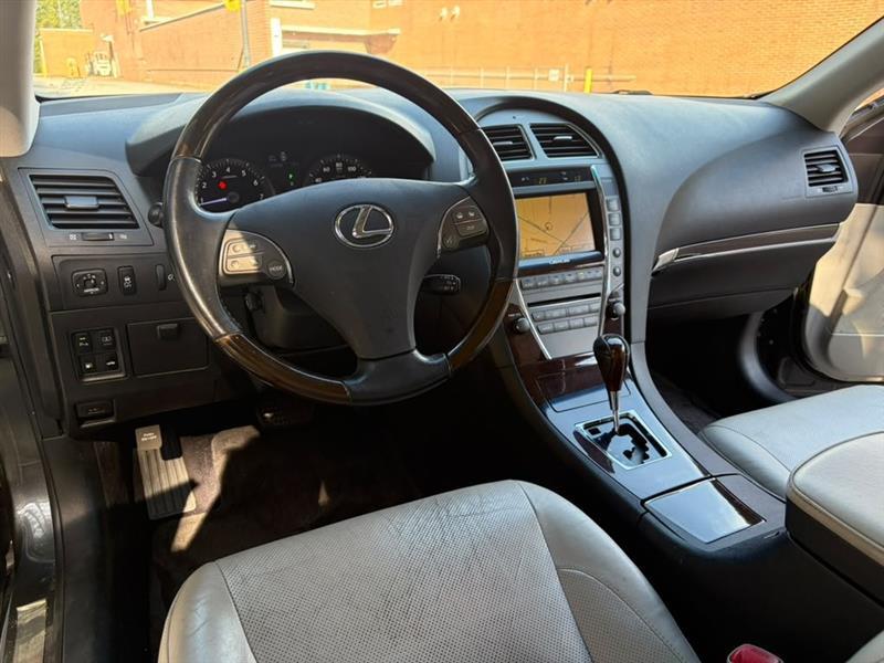Lexus ES 350  2011