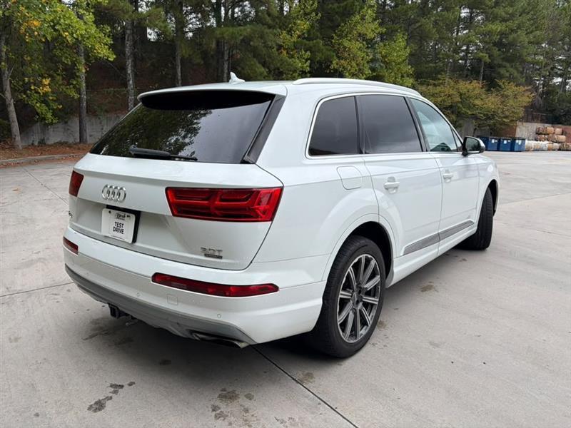 Audi Q7  2017