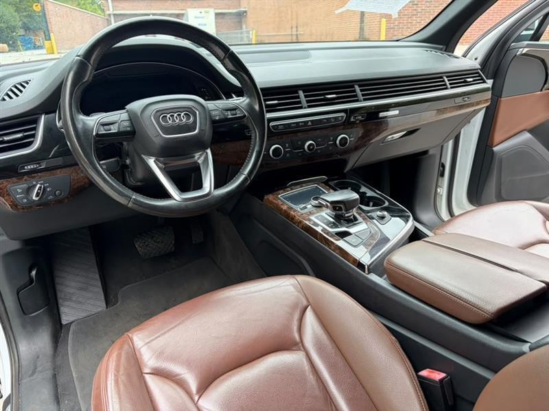 Audi Q7  2017
