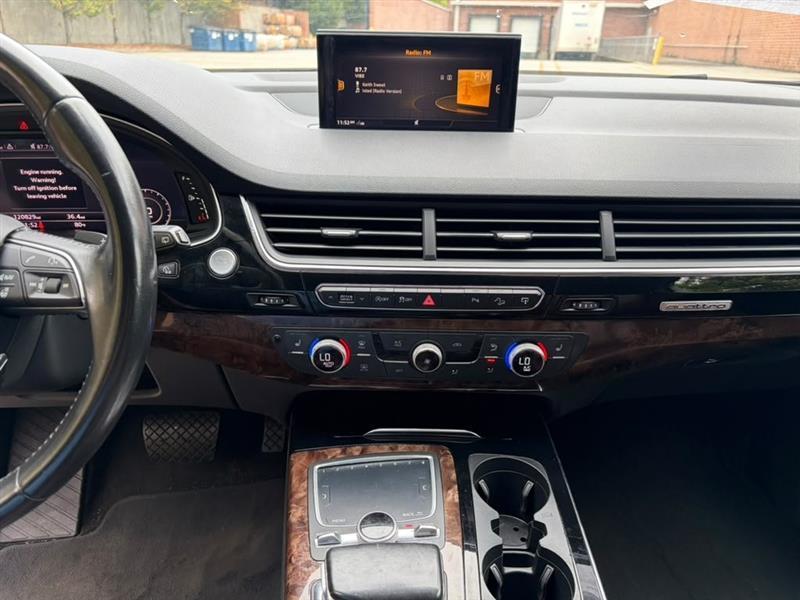 Audi Q7  2017